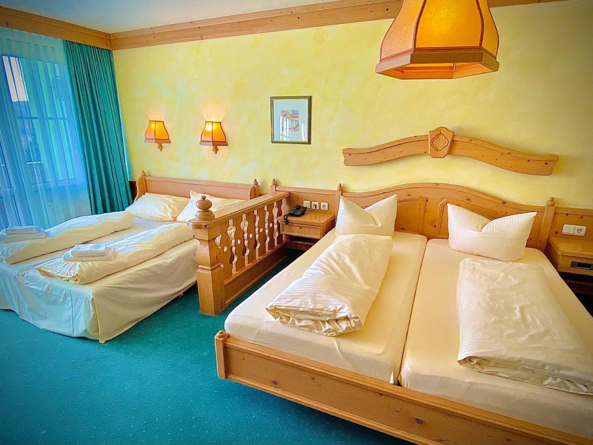 Meister Baer Hotel Frankenwald Berg  Buitenkant foto