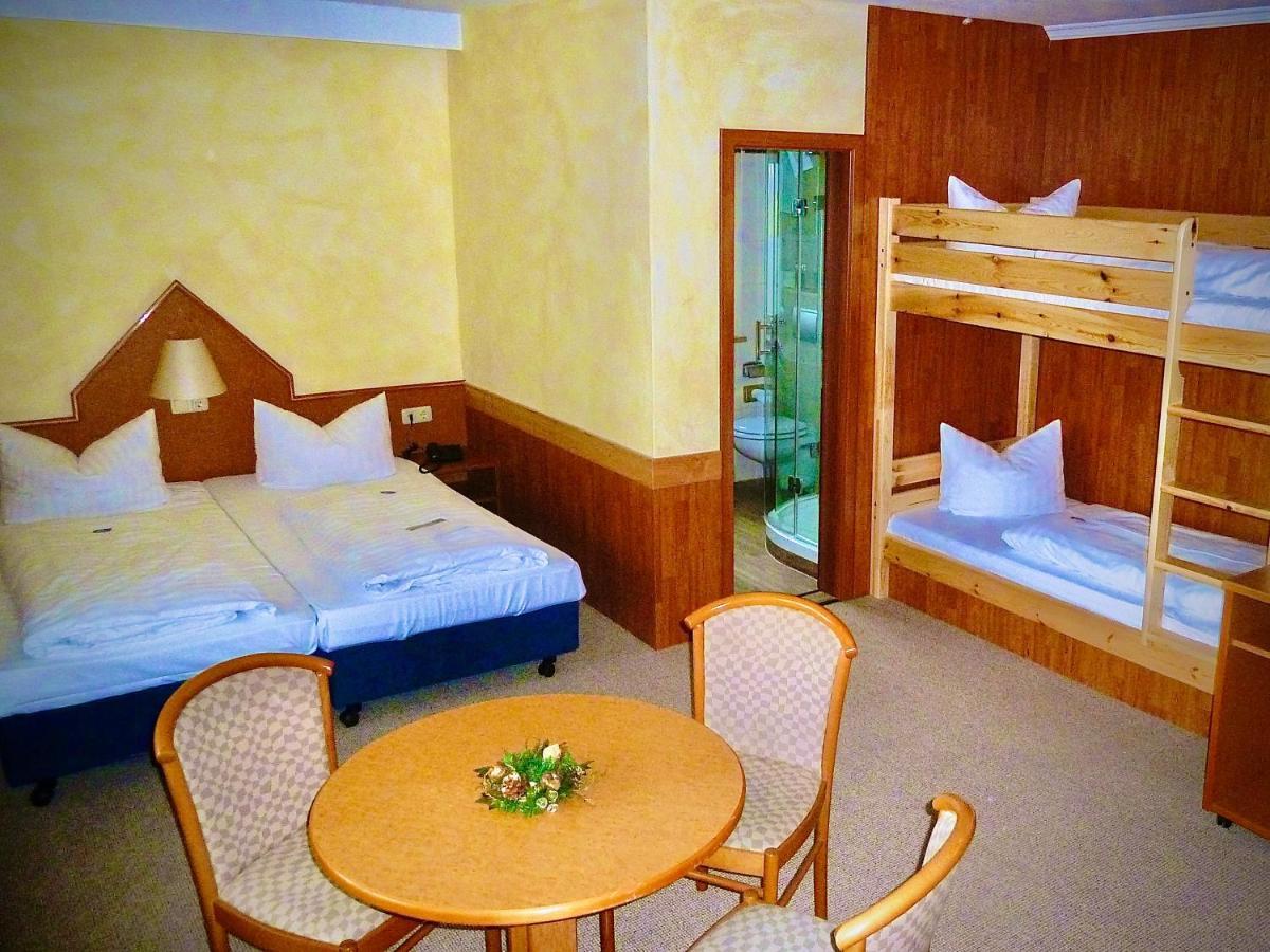 Meister Baer Hotel Frankenwald Berg  Buitenkant foto